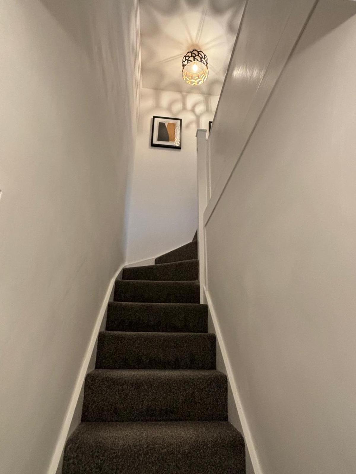 Stunning House - Sleeps 7 - 5 Mins Walk To Lincoln High Street - Parking - Wifi Villa Bagian luar foto