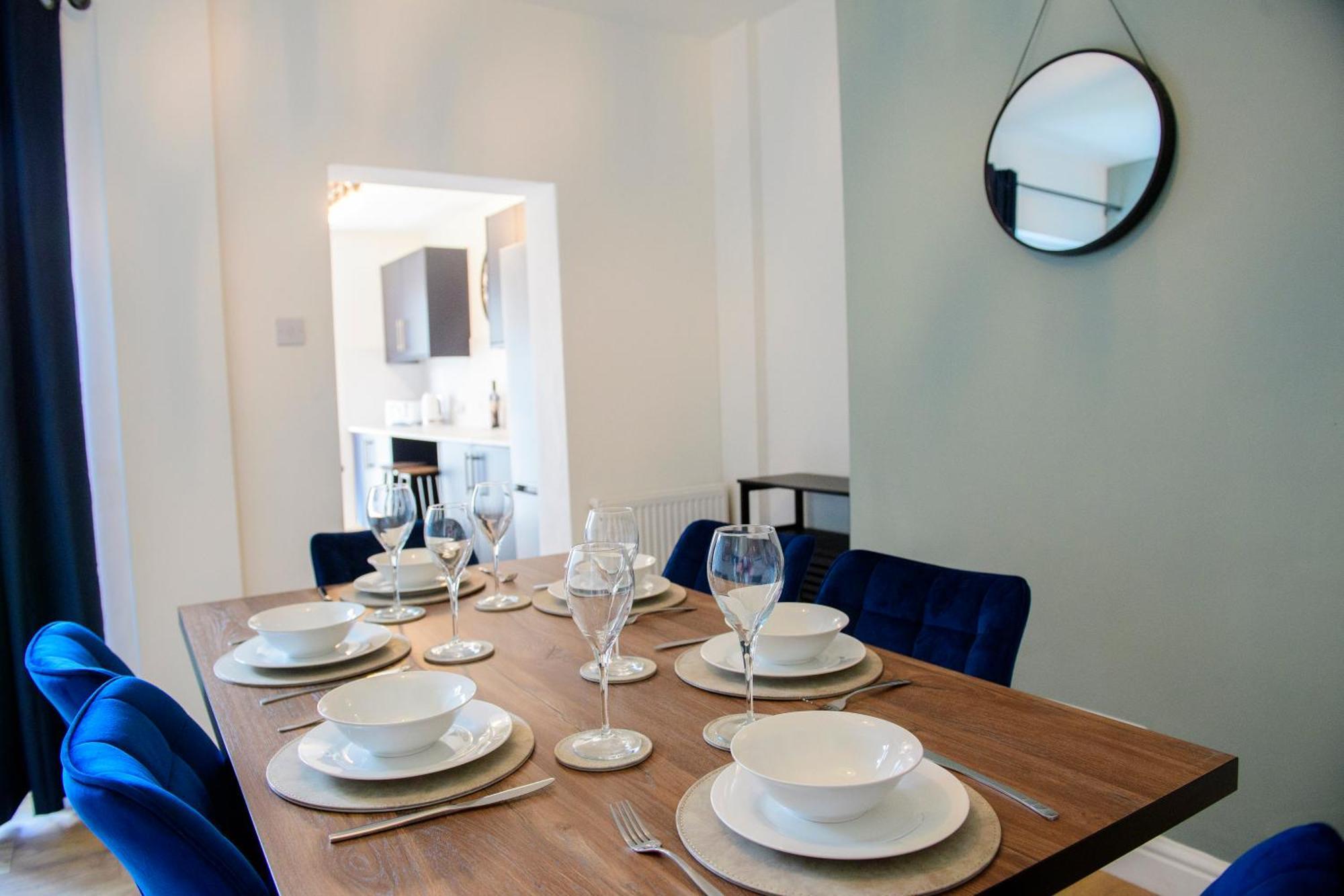 Stunning House - Sleeps 7 - 5 Mins Walk To Lincoln High Street - Parking - Wifi Villa Bagian luar foto