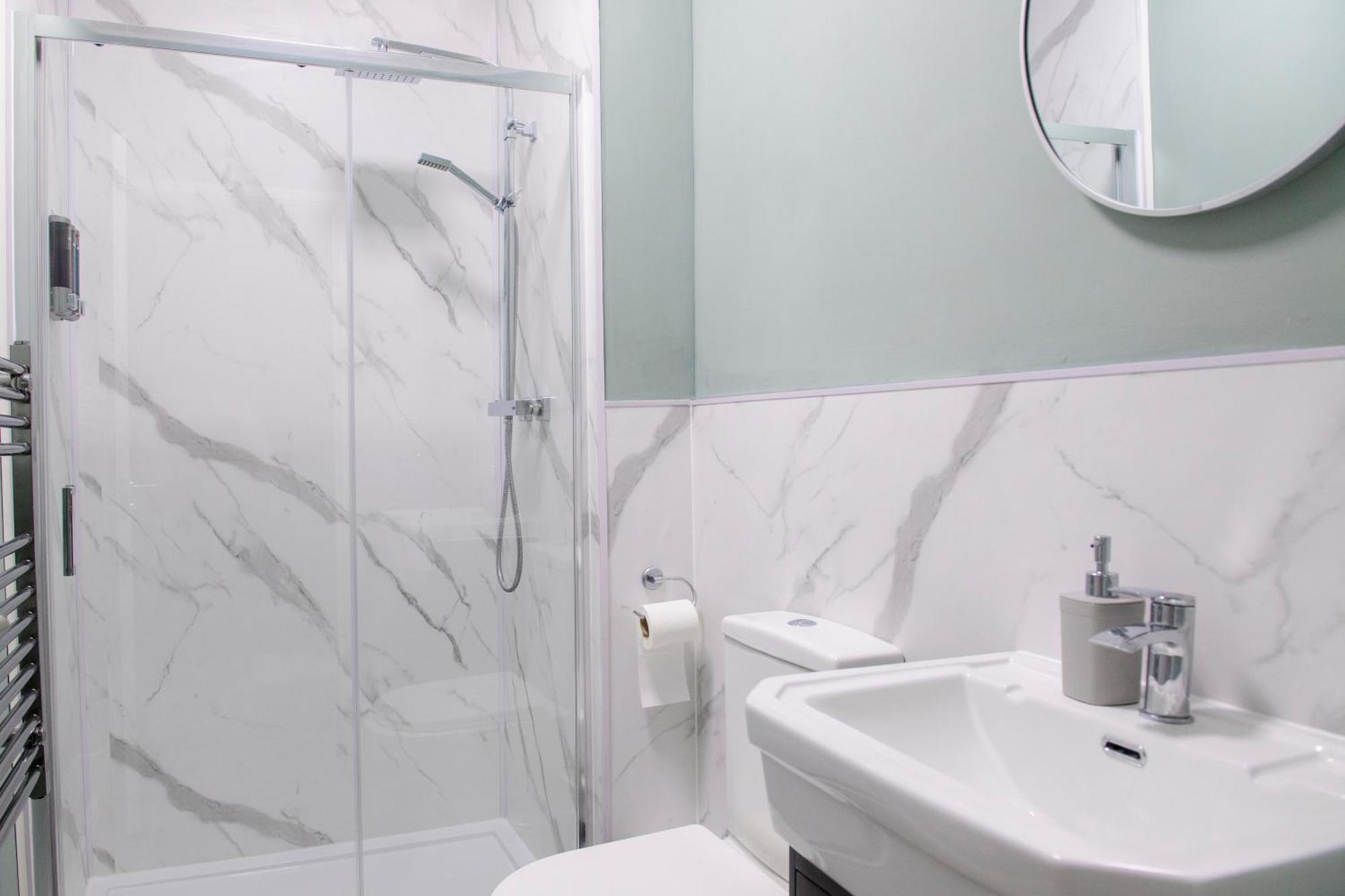 Stunning House - Sleeps 7 - 5 Mins Walk To Lincoln High Street - Parking - Wifi Villa Bagian luar foto